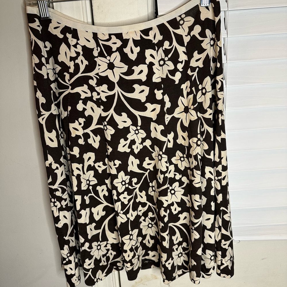 Size 4 Diane Von Furstenberg skirt